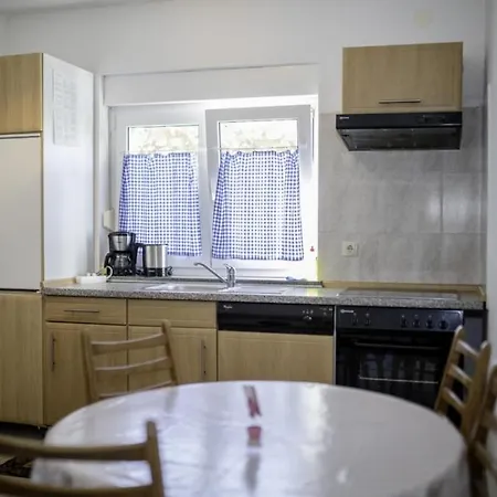 In With Terrace, Air Conditioning, Wifi, Dishwasher Apartment Lopar